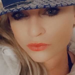 Meet your Posher, Nichole